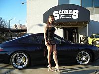 Motorsport models: ebay girl helps to sell vehicles