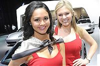 Motorsport models: Girls from North American International Auto Show 2012