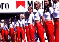 Motorsport models: f1 grid girls