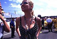 Motorsport models: f1 grid girls