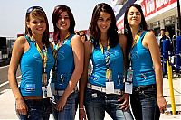 Motorsport models: f1 grid girls