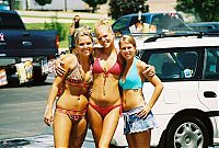 Motorsport models: car wash girls