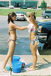 Motorsport models: car wash girls