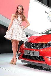 Motorsport models: Girls from 2013 International Geneva Motor Show