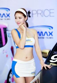 Motorsport models: Girls from 2013 Seoul Motor Show