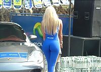 Motorsport models: f1 grid girls