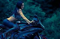 Motorsport models: motorbike girl