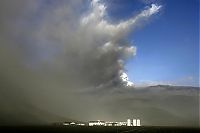 Pictures of the Day: Iceland Volcano