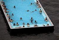 Pictures of the Day: 