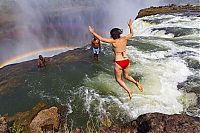 Pictures of the Day: 