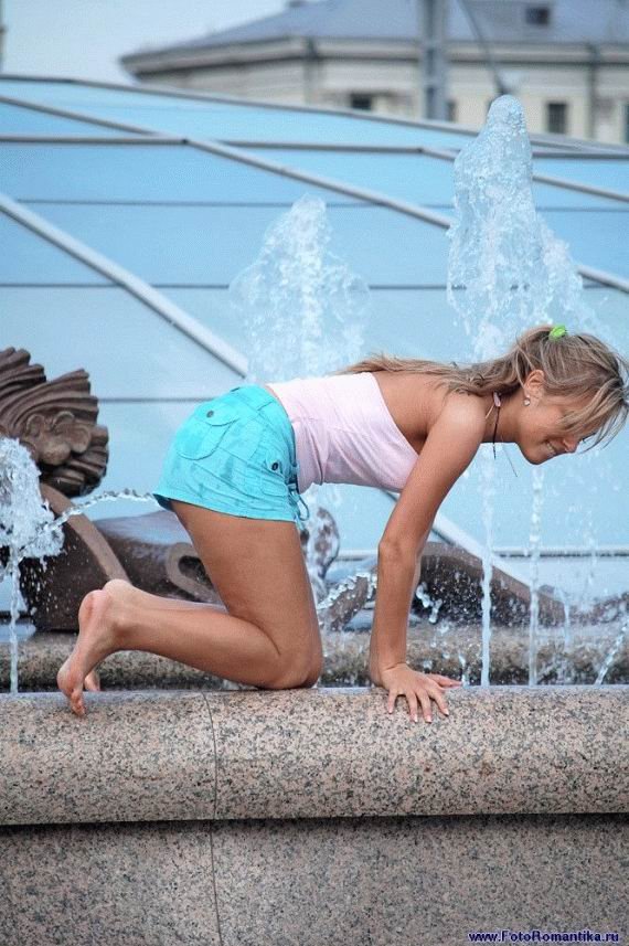 fountain girls