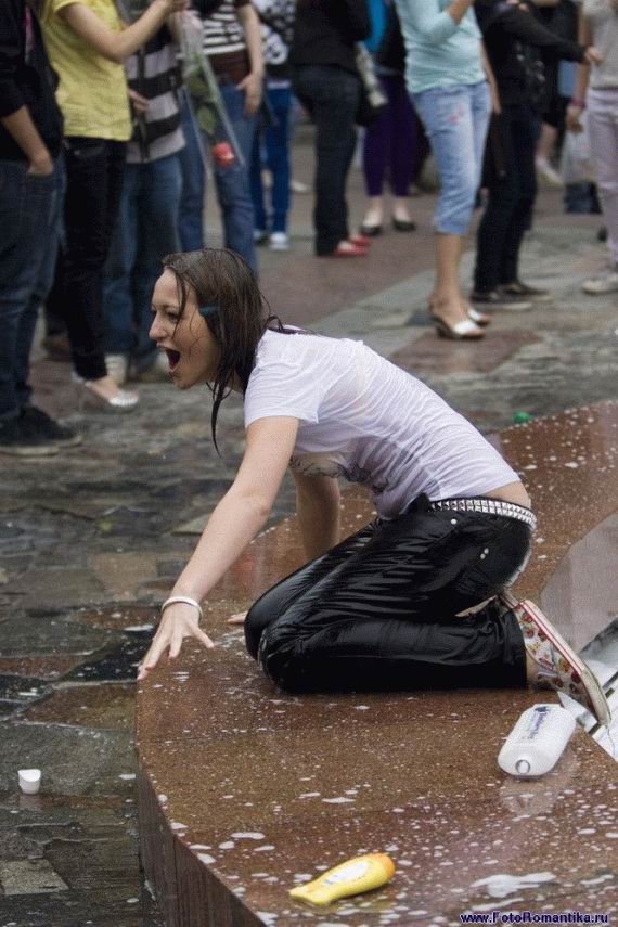 fountain girls