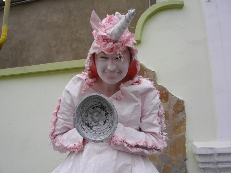 Living Sculptures Championship in Evpatoria