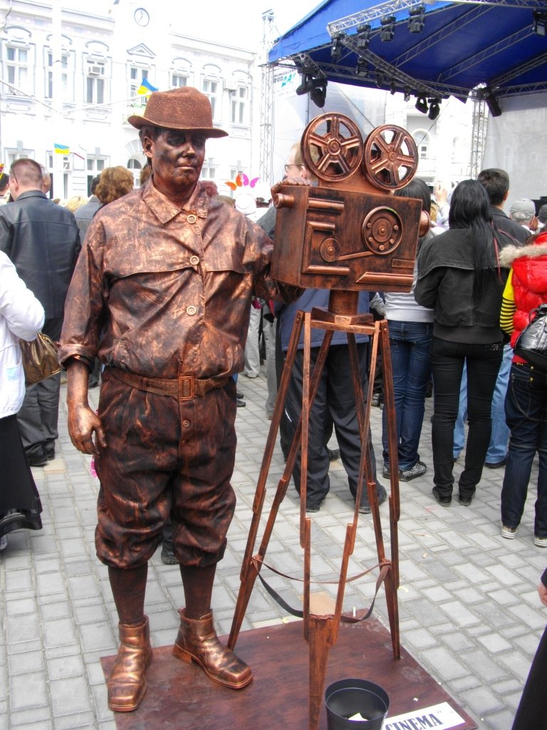 Living Sculptures Championship in Evpatoria