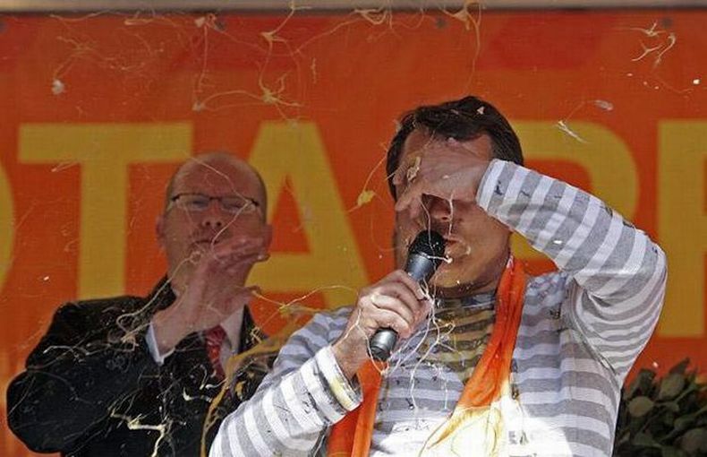 Egg demonstration, Prague