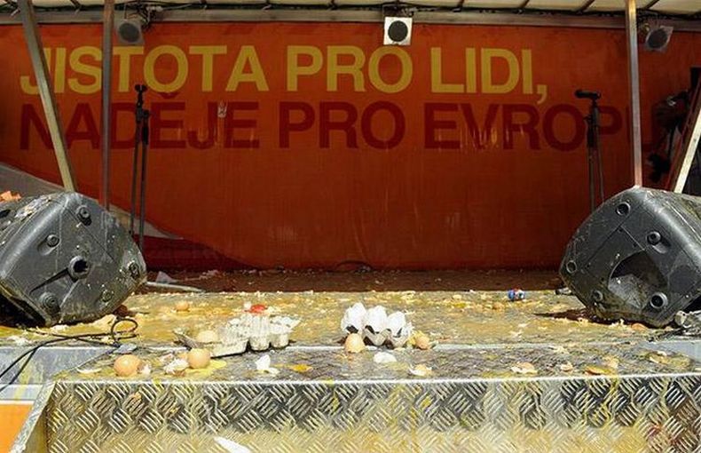 Egg demonstration, Prague