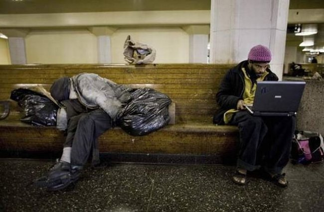 American homeless with WiFi