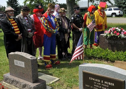 Clown, Norman Thompson, 79 years