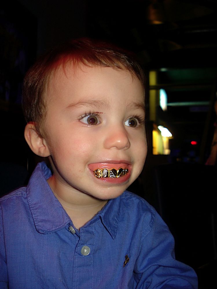 teeth holder jewelry around the world