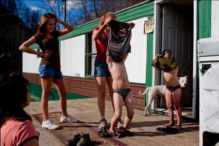 Shooting american family, Kentucky, by Carl Kiilsgaard