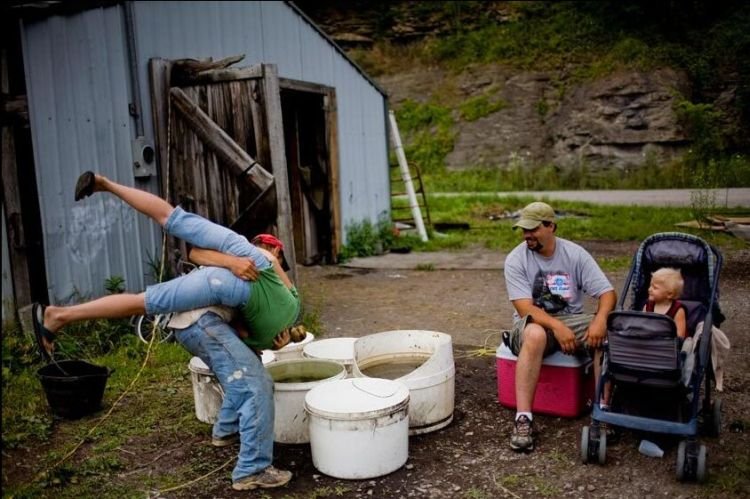 Shooting american family, Kentucky, by Carl Kiilsgaard