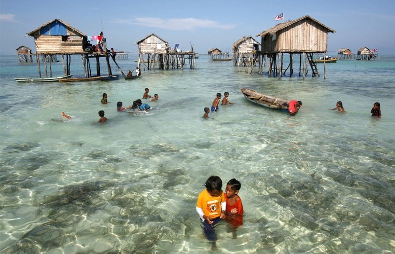 Sea gypsies, Borneo, Indonesia