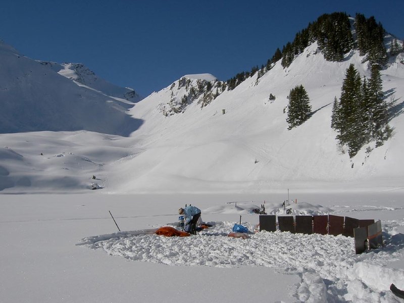 jacuzzi built in the mountains