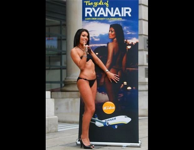 airline ryanair girls in bikini
