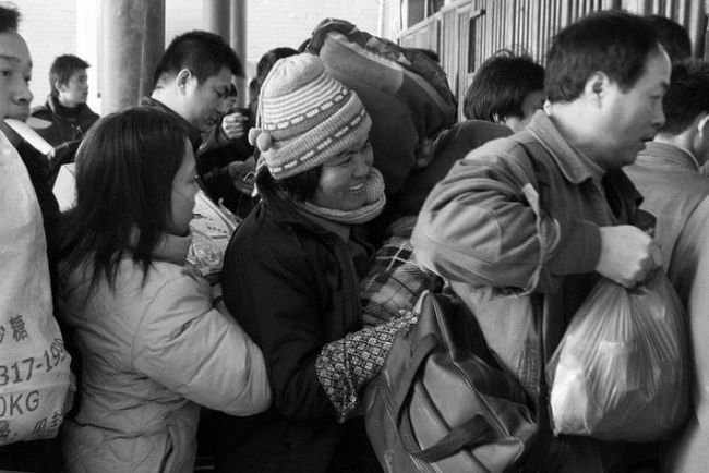 Millions of people are returning home for the weekend, China