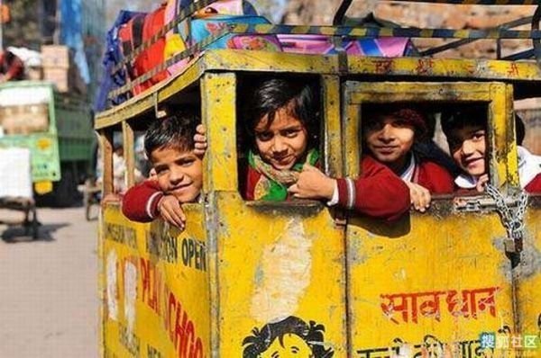 School transport for children, India
