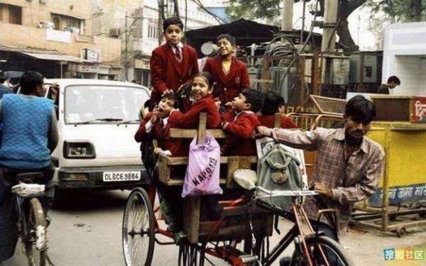 School transport for children, India