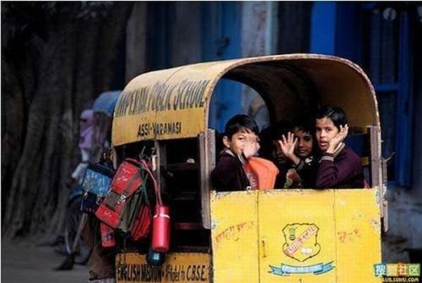 School transport for children, India