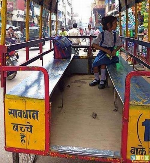 School transport for children, India