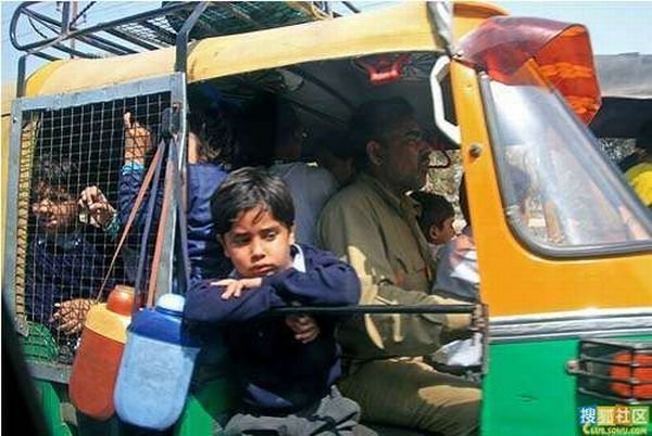 School transport for children, India