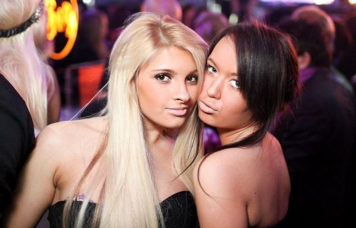 nightlife party girls