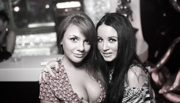 nightlife party girls