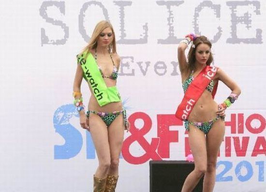 2010 Lingerie Ski and Fashion Festival girls, Lebanon