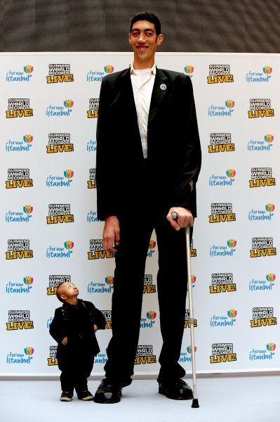 He Pingping, world's shortest man died