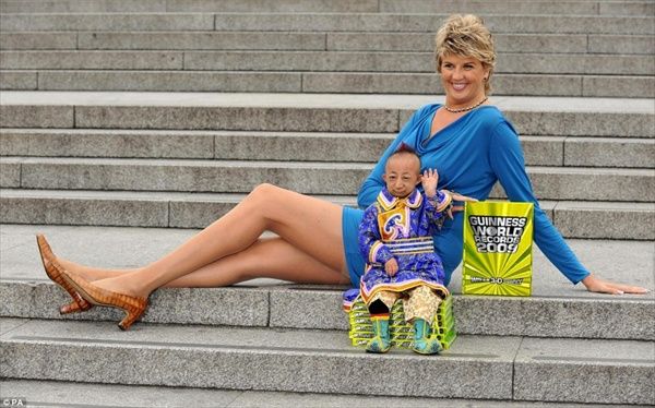 He Pingping, world's shortest man died