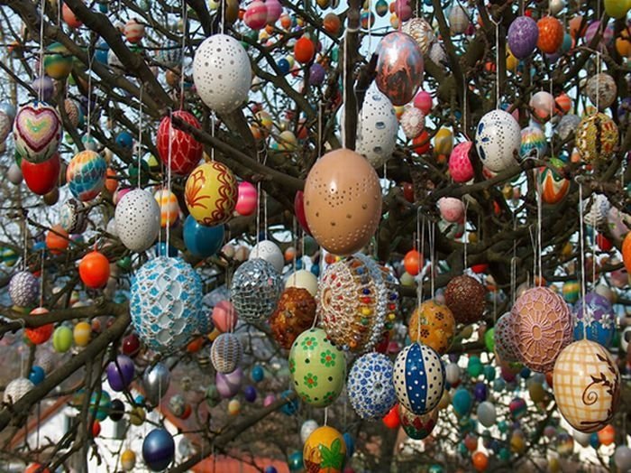 Easter Tree by Volker Kraft