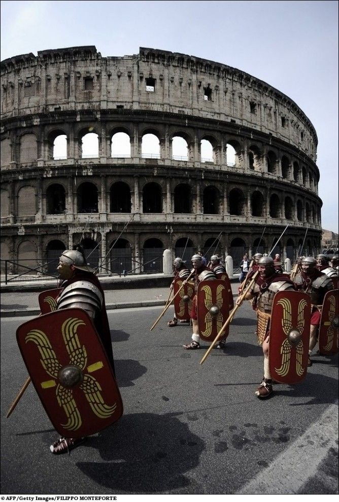 Ancient rome parade, Rome, Italy