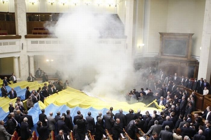 fight in the parliament of Ukraine