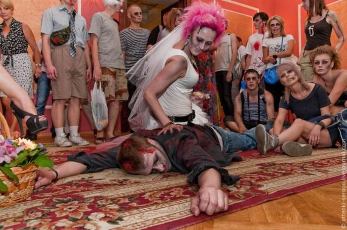 Zombie wedding, Russia