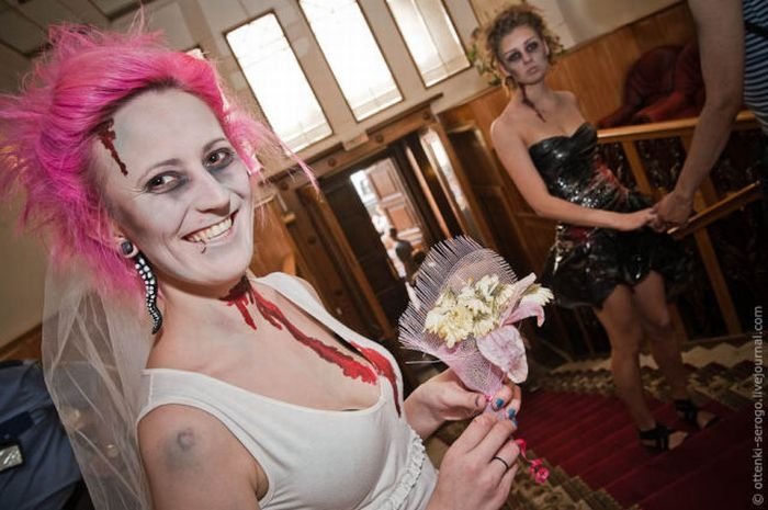 Zombie wedding, Russia