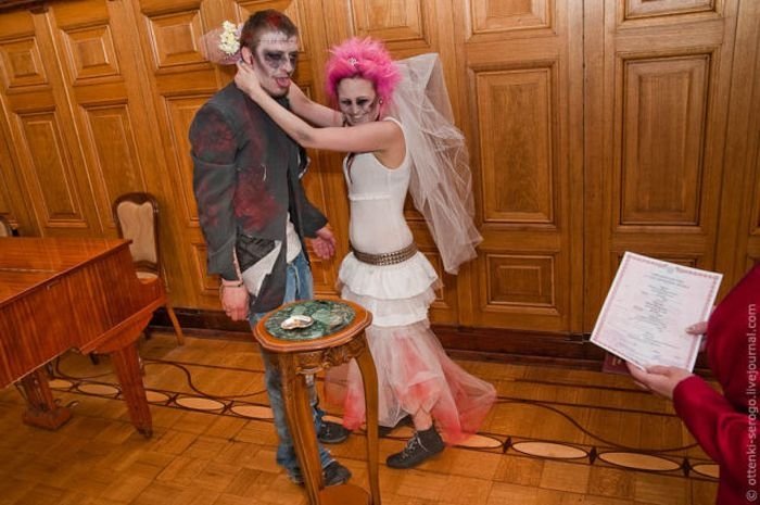 Zombie wedding, Russia