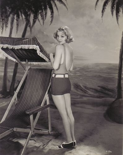 History: Retro swimsuit