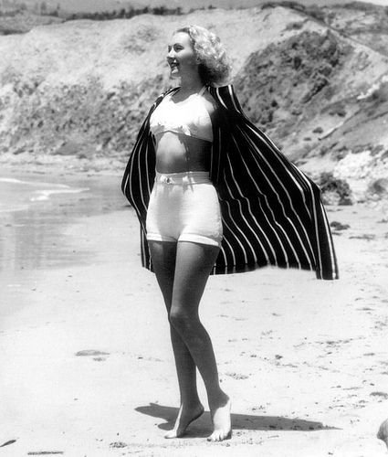 History: Retro swimsuit