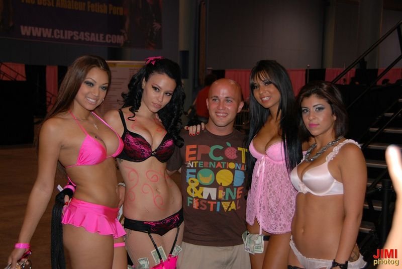 Exxxotica 2010 girls, Los Angeles, United States