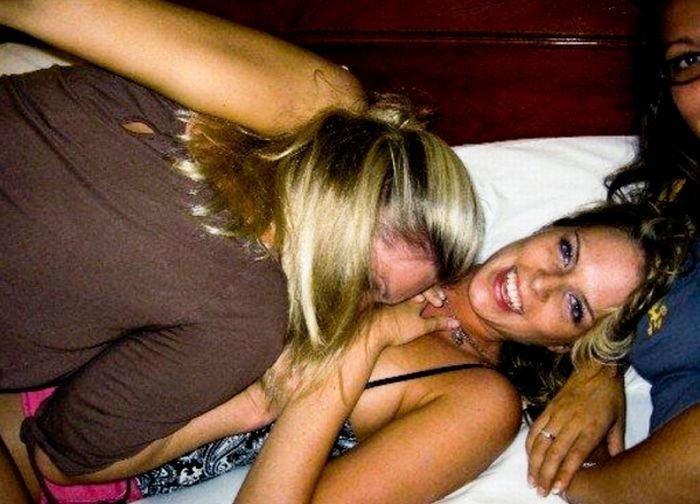 girls love breasts
