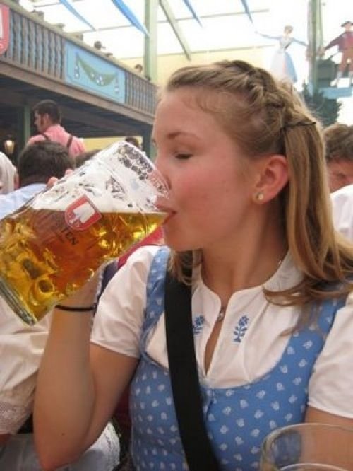 Oktoberfest 2010 girls, Munich, Germany